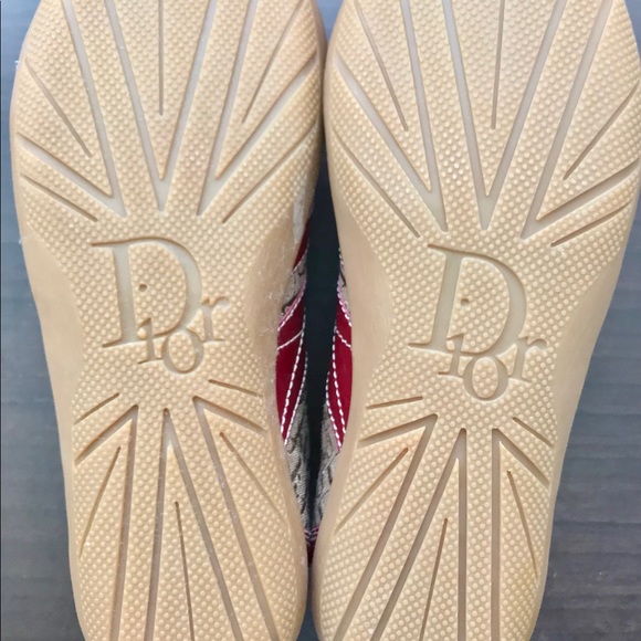 CHRISTIAN DIOR Diorissimo Low Top Sneakers - Picture 4 of 8